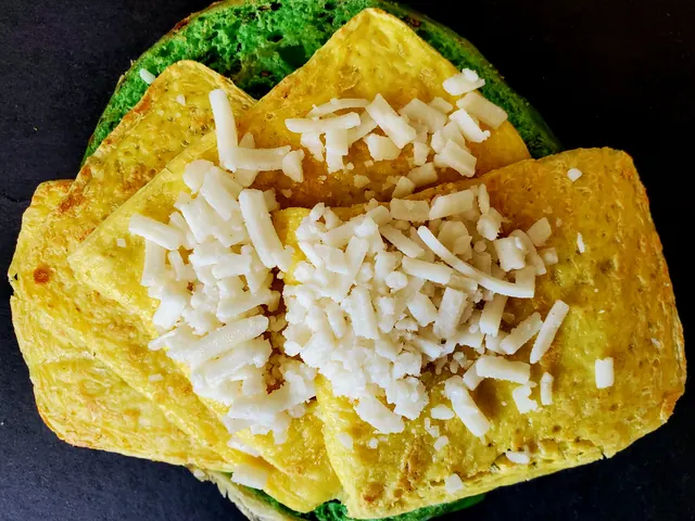 V10 Vegan Eggs from Bagel Point in Greenpoint, Brooklyn